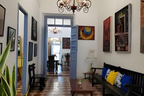 Galeria de Arte Casa Morada en el corazón del centro